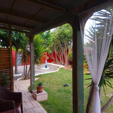 דלטברה Casablanca El Petit Hotel מראה חיצוני תמונה