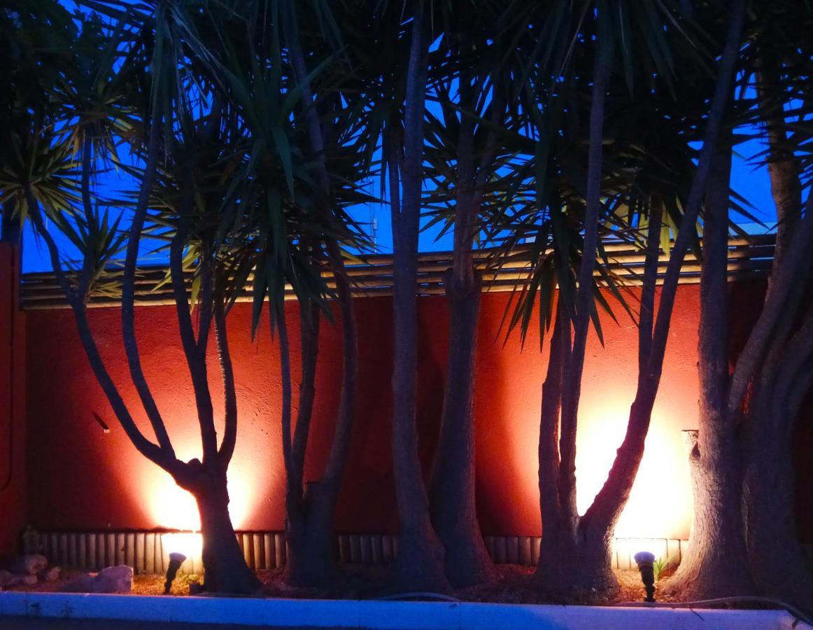 דלטברה Casablanca El Petit Hotel מראה חיצוני תמונה