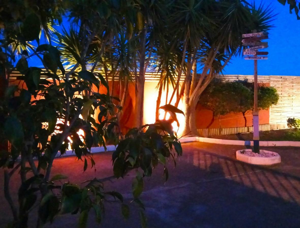דלטברה Casablanca El Petit Hotel מראה חיצוני תמונה